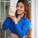 Ashnoor Kaur Instagram - Leaves me all smiles, every single day! ☺️ Whenever I get borderline hangry, I turn to @pintolapeanutbutter. This guilt-free peanut butter has the goodness of imported whey protein and my favourite organic jaggery, making it the tastiest and healthiest snacking partner. Now you know what gets me smiling, how about you get on the bandwagon too? 🥰 Available on: pintola.in, Amazon and Flipkart