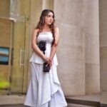 Ashnoor Kaur Instagram - Only if everything was black and white, it would have been clearer who to love and who to fight🤍✨ #ashnoorwrites . . #WhatIWore #ashnoorstylediaries Styling & concept @kapoormohit888 Organised by @derniercri_officials Designer @stellloempress Styling Asst. @rushabh.r.shah 📸 @akphotography_mumbai 💄MUAH @ishneet_94