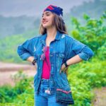 Ashnoor Kaur Instagram - Inhale confidence; exhale doubt💚 . . Wearing @glitchh2.0 #WhatIWore #ashnoorstylediaries