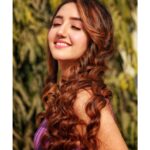 Ashnoor Kaur Instagram - Love is in the (h)air💫💗 . . Doing an #AskAshnoor session on Twitter tomorrow at 12noon IST, keep your questions ready ;)
