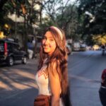 Ashnoor Kaur Instagram - If you see someone without a smile, give them one of yours☺️❤️ #SpreadHappiness #SpreadLove #BeKind