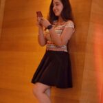 Ashnoor Kaur Instagram - That’s me scrolling through my comment section like🥰🙈 . . . . Wearing @ewayoung 📸 @s2_officials @karan_cineasta