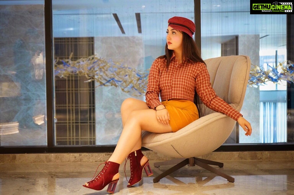 Ashnoor Kaur Instagram - Be a little more you, and a lot less them♥️ . . Wearing @shopheymissy Radisson Blu Mumbai International Airport