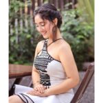 Ashnoor Kaur Instagram - Cultivate an elegant mind🤍✨ . . #BirthdayOutfit #WhatIWore Styled by @kapoormohit888 Wearing @archanakochharofficial Bag @clotche_official MUAH @makeup_by_minakshi @kalpana_hair_n_makeup 📸@saurabh_photography12 Radisson Blu Mumbai International Airport