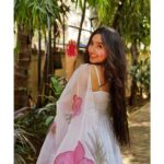 Ashnoor Kaur Instagram – May this holi fill your life with colours of love, happiness and vibrance… HAPPY HOLI💗🎨
.
.
(Stay home and stay safe people! Pls follow the protocols)
Wearing @ambraee_