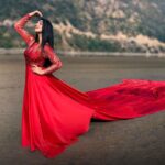 Ashnoor Kaur Instagram - Elegance is when the inside is as beautiful as outside♥️✨ . . 1000th POSTTT PEOPLEZZZZ🥳 (Also swipe to the last picture to see my 35 FEET long gown!!) Styled by my lovely @harshkhullarofficial ❤️ Wearing @kairs_by_akansha_kashyap