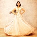 Ashnoor Kaur Instagram - Create your own fairytale✨💗 #throwbackthursday