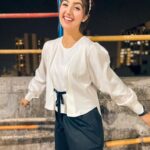 Ashnoor Kaur Instagram - Living moments, creating memories❤️✨ . . #AboutLastNight #Fun #Friends #WhatIWore #ashnoorstylediaries Wearing @meeamifashion 📸 @purple.star.entertainment