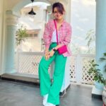 Avneet Kaur Instagram - Make someone smile everyday, but never forget you’re someone too.💕💚🌅