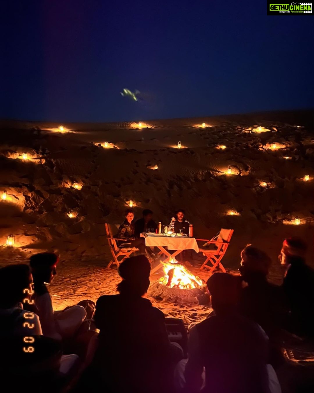 Avneet Kaur Instagram - An experience of a lifetime!😍 Under the stars, no light just lamps and candles, cultural music, dinner in the middle of the dunes….. Thank you @kanak_jaisalmer for the hospitality ❤️ wonderful experience !!!⛺️ 🏜 🐪 🌌 Styling : @tiara_gal @akansha.27 Outfit : @sorayabymalvika 🤝 : @shivani_deshewar_ @_styleby_k @ishikapunamiya Kanak Jaisalmer