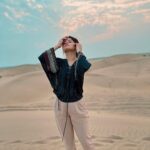 Avneet Kaur Instagram – Pata hai, Yaha se bahot dur, galat aur sahi ke paar ek maidan hai, main waha milunga tujhe π€
Styling : @tiara_gal @akansha.27
Outfit : @sorayabymalvika
π€ : @ishikapunamiya @houseofcreativity._ Jaisalmer, Thar Desert, India
