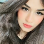 Avneet Kaur Instagram - Hi 💛🍁🍂
