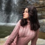 Avneet Kaur Instagram - Livestreaming LITERALLY!❤️ Wearing- @ewayoung 📸- @sonianandra Coorg,Karnataka