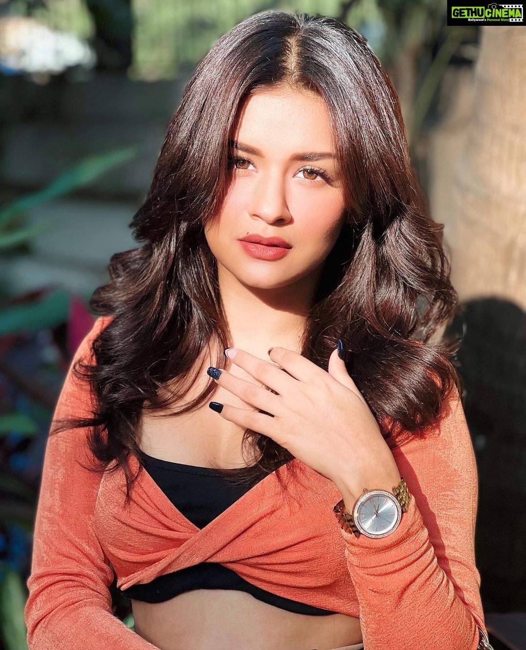 Avneet Kaur Instagram - New hair ๐งก๐ซ @sonal.9 ๐ธ- @ritesh.stylist Mumbai, Maharashtra