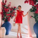 Avneet Kaur Instagram - Because when you stop and look around, this life is pretty amazing.❤️✨