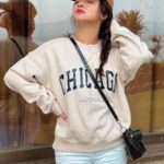 Avneet Kaur Instagram - Casuals kinda day.🤎🍂 #avneetstylediaries #styledbyme Lonavala