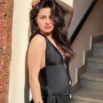 Avneet Kaur Instagram - Jidan da tera mukh vekheya Ruh hoyi ya diwani ♥️ Goa