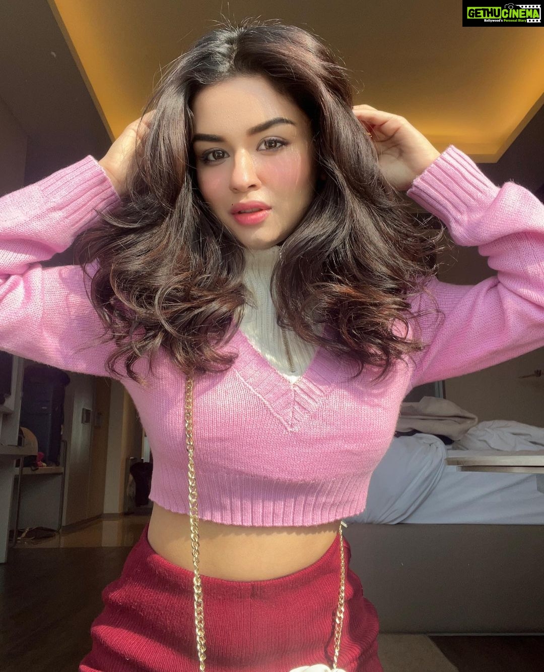 Avneet Kaur Instagram - Sunkissed ππΈπ #closeup #throwback #nofilter Bhopal, Madhya Pradesh
