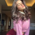 Avneet Kaur Instagram - Sunkissed 🌞🌸💕 #closeup #throwback #nofilter Bhopal, Madhya Pradesh