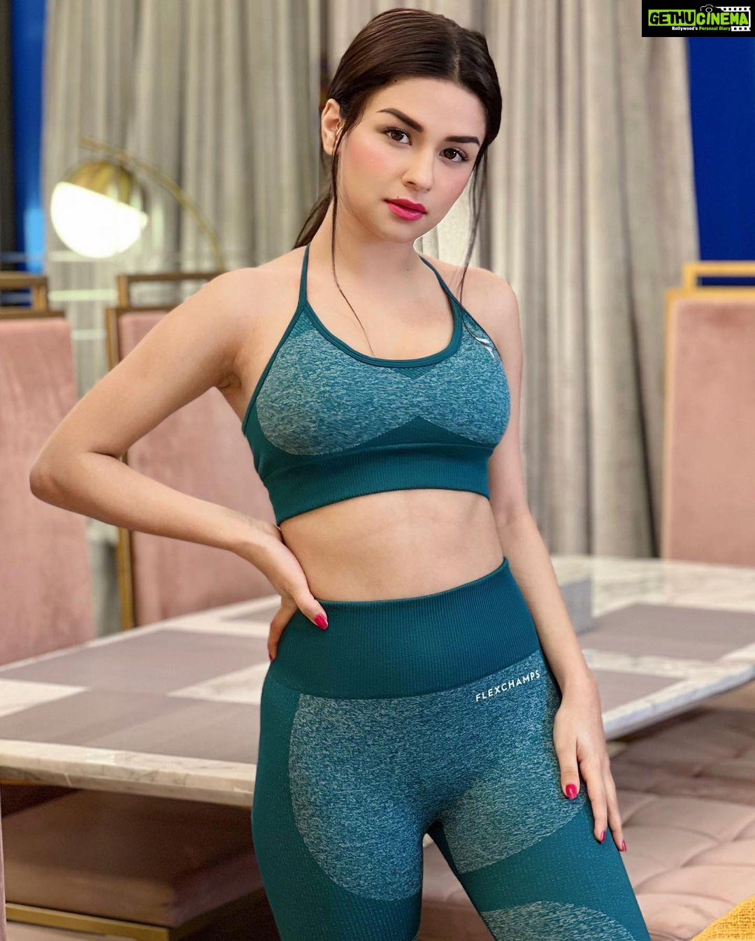Avneet Kaur Instagram - You blush like an ocean in love, wild with blueness.✨ Home