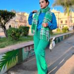 Avneet Kaur Instagram - Got that electric energy.⚡️💙💚 #winterfashion #ootd #shootmode #bhopalschedule #tikuwedssheru 📸- @amandeepnandra Bhopal - The City of Lakes