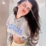 Avneet Kaur Instagram - Drop it down 😛💕 #bananza #dance #reelsinstagram #reelitfeelit