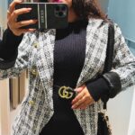 Avneet Kaur Instagram - Winter fashion will always be my fav 🖤🤍 #ootn Bhopal, Madhya Pradesh