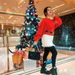 Avneet Kaur Instagram - Literally in Christmas feels!❤️ #aboutlastnight #christmas2021 #blessed #goodthingscoming #christmasoutfit Bhopal, Madhya Pradesh