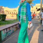 Avneet Kaur Instagram - Got that electric energy.⚡️💙💚 #winterfashion #ootd #shootmode #bhopalschedule #tikuwedssheru 📸- @amandeepnandra Bhopal - The City of Lakes
