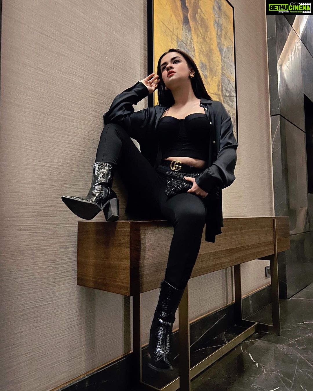 Avneet Kaur Instagram - Choose to be kingdom minded.🖤 #ootn #allblackeverything