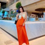 Avneet Kaur Instagram - Livin life in colors 🧡✨ @andazdubaithepalm @alist.ae Andaz Dubai The Palm