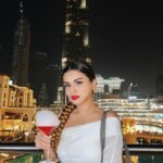 Avneet Kaur Instagram - Be as bubbly as your drink.🍷❤️✨ Hair- @rastafairyofficial 📸- @singhjaijeet_4 Urla Dubai