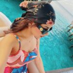 Avneet Kaur Instagram - Versace on the floor….🧨 Maldives