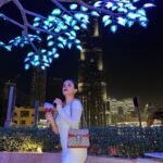 Avneet Kaur Instagram - Just let all the pretty lights in the sky to guide you home.🤍✨ Urla Dubai
