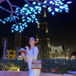 Avneet Kaur Instagram – Just let all the pretty lights in the sky to guide you home.🤍✨ Urla Dubai