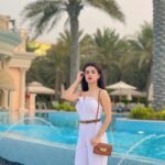 Avneet Kaur Instagram - If loving fashion is an offence, I’m guilty.🤍👅 Styling: @styling.your.soul @styleon.rent Outfit: @drapelush Palm, Jumeirah