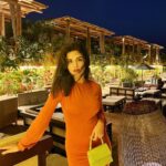 Avneet Kaur Instagram - I love it when you call me Senorita.🤎✨ Wearing- @srstore09 Bag- @leminisac Heels- @londonrag_in 📸- @singhjaijeet_4 Nammos Dubai
