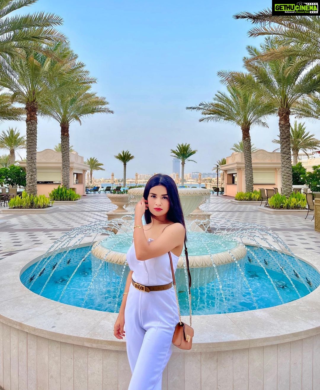Avneet Kaur Instagram - Such a beauty! πβ€οΈπ
@travelwithjourneylabel @rafflesthepalm @all_mea #RafflesPalm #HotelRoyalty #RafflesHotels #JourneyLabel #TravelWithJourneyLabel #YouAreSpecial #ThinkHolidayThinkJourneyLabel Raffles The Palm Dubai