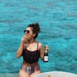 Avneet Kaur Instagram - Croissant and 🍾 kinda days….🌊🥐💫 Stylist : @styling.your.soul Swim suit: @swimwearindia_shop 🕶- @miumiu Maldives