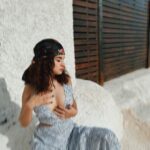 Avneet Kaur Instagram - And there's a dazzling haze, a mysterious way about you dear 🤍💫 Maldives
