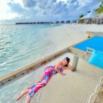Avneet Kaur Instagram - Resting beach face.👅🌊🌅❤️🌨 #vacay #maldives2022 #travelwithAK #SeeTheWorldWithAk . . . . . @kayak_in Wearing- @urbanic_in OZEN RESERVE Bolifushi