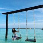 Avneet Kaur Instagram – Life’s short. Swing high.🌊🌅💙🌴

Outfit: @clothesnyou
Stylist: @styling.your.soul Maldives