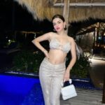 Avneet Kaur Instagram - She is a mess but she’s a masterpiece.🤍💋 Wearing- @leaclothingco . . . . . . @ncstravels @emeraldmaldivesresortspa Emerald Maldives Resort & Spa