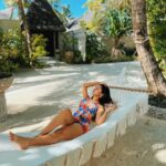 Avneet Kaur Instagram - Why can’t everyday be just this good?😍🌴🌊🌅❤️ Wearing- @urbanic_in #Maldives2022 #TravelWithAk #SeeTheWorldWithAk