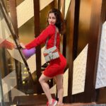 Avneet Kaur Instagram - Happy lil bean.❤️😃💫 Stylist: @styling.your.soul Outfit: @howwhenwearclothing Delhi, India