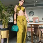 Avneet Kaur Instagram - Shades of green.💚🍃✨ Styling : @tiara_gal @akansha.27 Outfit : @ikichic_official Assisted : @houseofcreativity._ 📸- @krupalakhanii.16