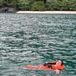 Avneet Kaur Instagram - What a beautiful experience was this! In the middle of the sea. And the sun setting right in front of me….😍🌅♥️🧜🏻‍♀️ #phuket #thailand #newadventures Phuket, Thailand
