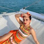 Avneet Kaur Instagram - I got my peaches out in Georgia.🌊🧡🐬🌞 Styling : @styling.your.soul @priyamehta01 @nidhi_munot Swim suit: @swimwearindia_shop Phuket, Thailand