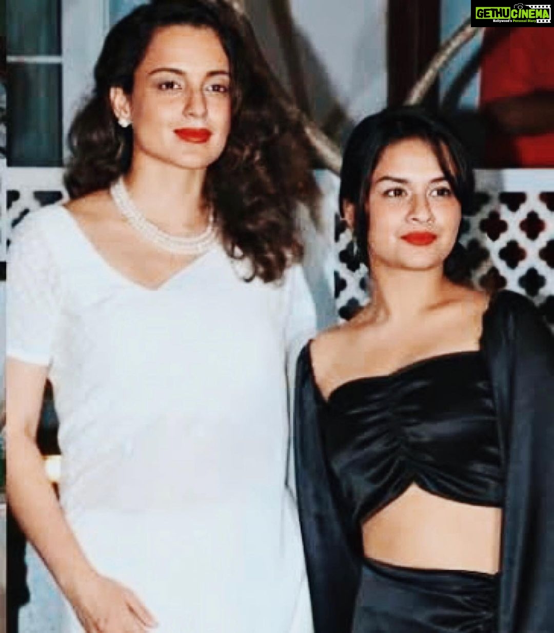 Avneet Kaur Instagram - Happiest Birthday to this amazing woman! Your journey this far has only been an inspiration. Thank you for being you and always having my back. I wish you more success in everything you do. Love & Light always! 🤍 @kanganaranaut