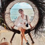 Avneet Kaur Instagram - Endless blues.💙🌊🤍🥥 Wearing- @beachbum.in Styled by- @neelangi_johari Goa